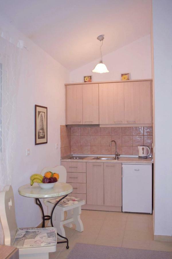 Irida Cottage Vlachopoulatika Ngoại thất bức ảnh